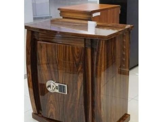 Наш бухгалтерский сейф обеспечивает надежное хранение вашей документации, защищая ее